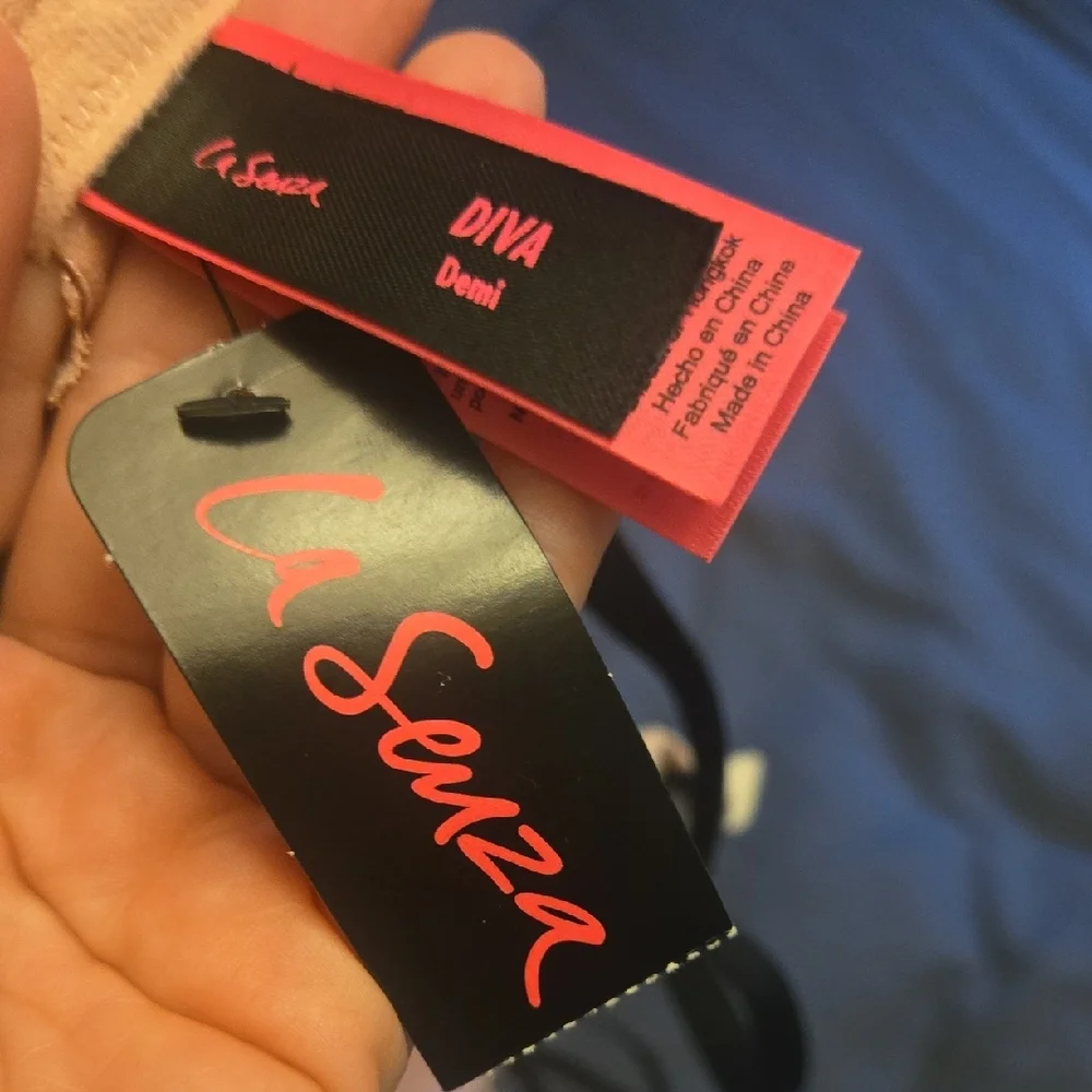 🎁La SENZA Pink Lace Bra with Underwire Support - Picture 2 of 5